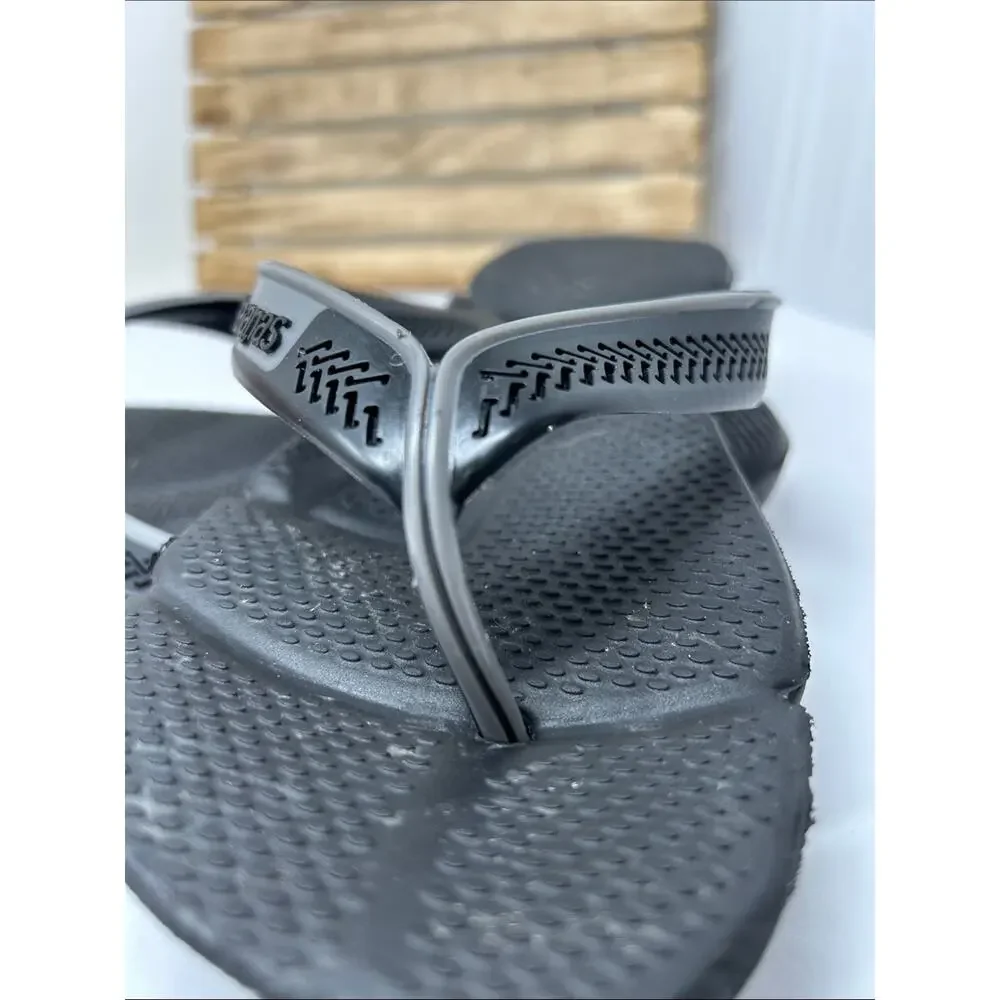 Havaianas Men’s Black Flip Flops with Gray Trim Size 41